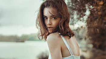 Brunette Girl Outdoor, brunette, girl, outdoor, girls, model HD wallpaper