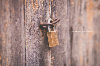 Lock, Miscellanea, Miscellaneous, Door, Closed, It's Locked, Rust HD wallpaper