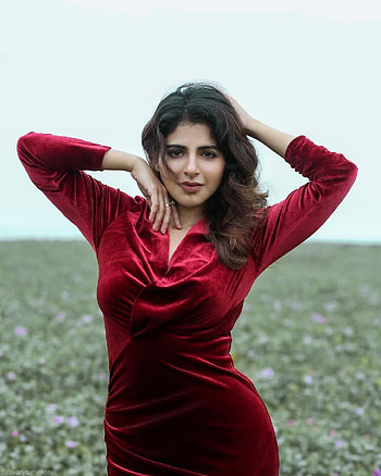 Iswarya Menon, people_in_nature, face HD phone wallpaper