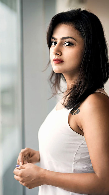 Shraddha Srinath, kannada actress HD phone wallpaper