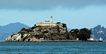 Abandoned Alcatraz building, Eerie atmosphere, Haunting beauty, Urban decay HD wallpaper