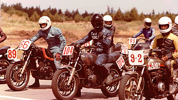 Motorcycle Racing, 80s amateur racing, Nostalgic , Exciting memories HD wallpaper