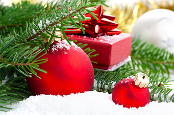 Needle, New Year, Snow, Miscellanea, Miscellaneous, Gift, Present, Balls, Composition HD wallpaper