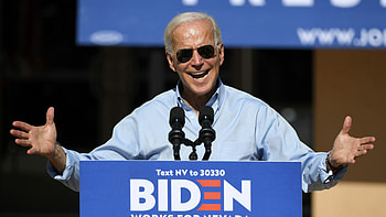 Joe Biden, Beats Trump, Swing Counties HD wallpaper