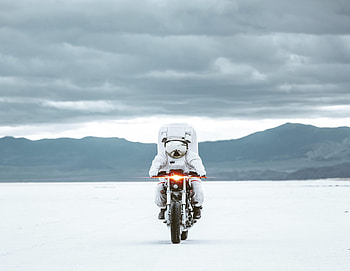 Motorcycles, Motorcycle, Cosmonaut, Spacesuit, Space Suit HD wallpaper