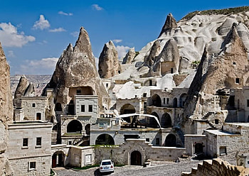 Hotel in Cappadocia, sky, rock, hotel, mountain HD wallpaper