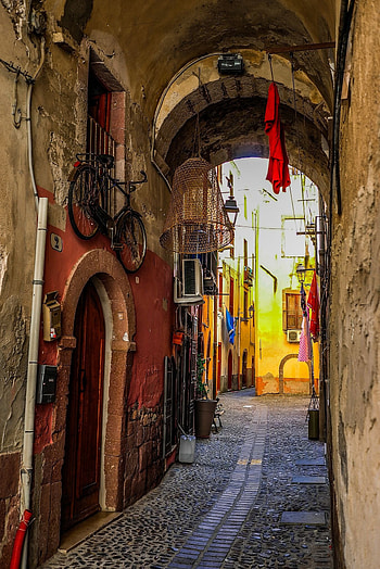 Bosa, Sardinian heritage, Oristano charm, Enchanting towns HD phone wallpaper