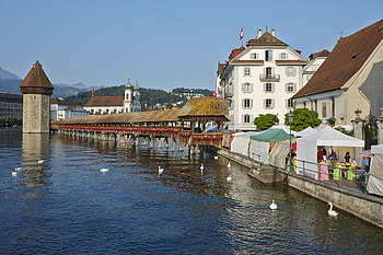 Chapel Bridge, Weekend market, Lucerne, Swiss experience HD wallpaper