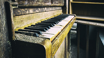 Piano Old, piaono, old, music, vintage HD wallpaper