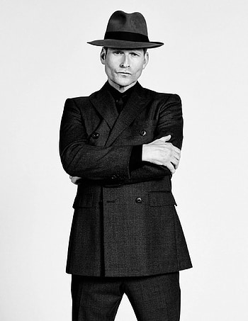 Crispin Glover, Not Crazy, Peacocks, GQ HD phone wallpaper