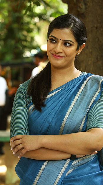 Vara Lakshmi, tamil actress, sarkar, tamil movie HD phone wallpaper