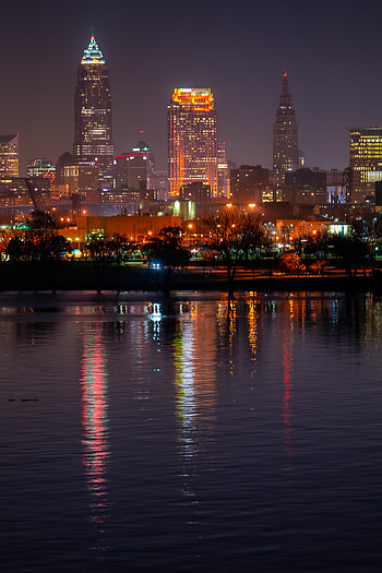 Cities, Water, City, Building, Lights, Reflection, Night City HD phone wallpaper