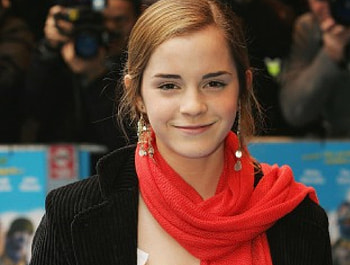 Emma Watson with Red Scarf !!!, emma watson, red, girl, scarf, people, actress HD wallpaper