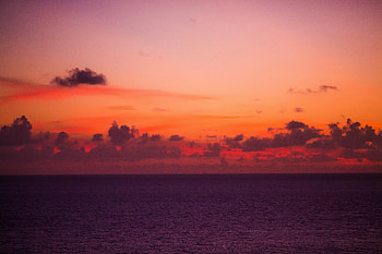 Calm, sea, evening, skyline, clouds HD wallpaper
