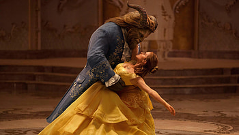Beauty and the Beast (2022) movie HD wallpaper