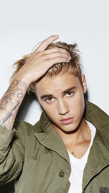 Vibrant , exclusive, Stylish backgrounds, Bieber's charm HD phone wallpaper