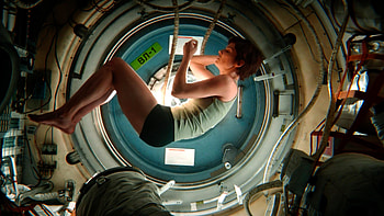 Gravity movie, R screenshots, Breathtaking visuals, Cinematic masterpiece HD wallpaper