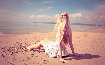 Preety Girls, sea, mood, enjoy, beach HD wallpaper