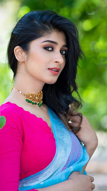 Aditi prabhudeva, kannada actress HD phone wallpaper