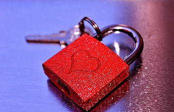Love, Lock, Heart HD wallpaper