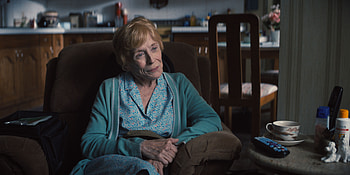 Contemplative Elderly Woman - Serene, movie, Quiz Lady HD wallpaper