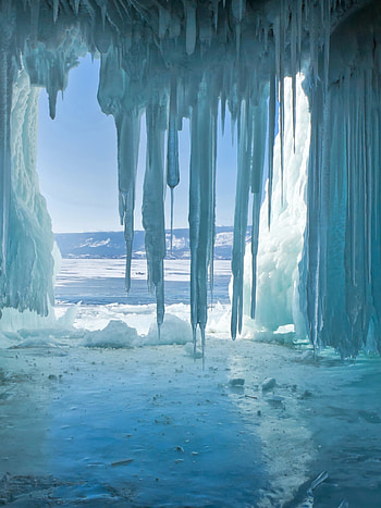 Winter's magic, Baikal's allure, Russia's charm, bliss HD phone wallpaper