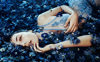 A sea of blue flowers, blue, sea, white, model, ella grace denton, girl, woman, flower, bella kotak HD wallpaper