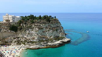 Beach holidays, South Italy, Community tourism, October HD wallpaper