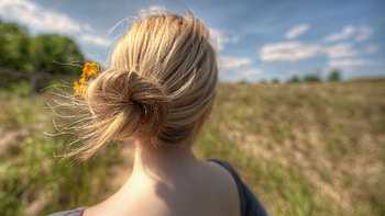 Blone Hair Wind, blone, hair, wind, girls HD wallpaper