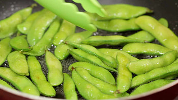 Bestes edamame rezept, Kstliche edamame, Cooking with dog HD wallpaper