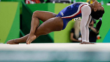 Simone Biles HD wallpaper