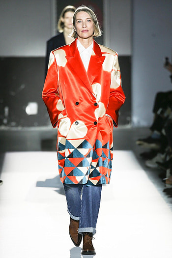 Paris fashion week, Dries Van Noten, Models above 40, Memorable display HD phone wallpaper