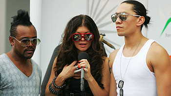 The Black Eyed Peas, Nicole Scherzinger performance, Baku concert, International acclaim HD wallpaper