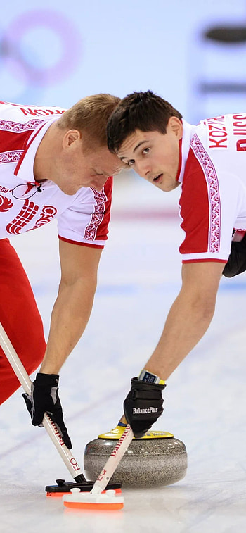 Aleksandr Kozyrev and Petr Dron, Curling HD phone wallpaper