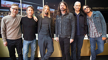 Foo Fighters, Paul McCartney collaboration, Hall of Fame induction, Music legends HD wallpaper