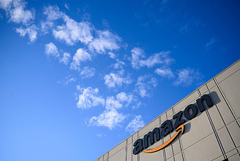 Amazon news, Klagen, Unaufhaltsam HD wallpaper