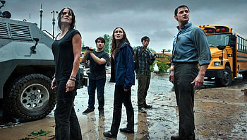 Into the Storm (2022) movie HD wallpaper