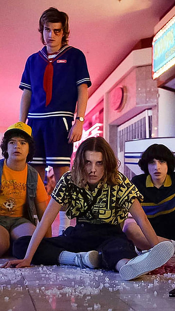 Stranger Things, Mall, Mike, Steve, Mind, Dustin, Flayer, Fight, Starcourt, Eleven HD phone wallpaper
