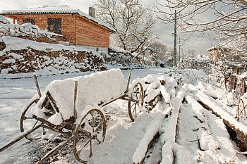 Winter, carage, graphy, snow, house, bulgaria, trees, road HD wallpaper