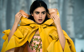 Lily Collins Still From Mirror Mirror Movie, lily-collins, mirror, movies HD wallpaper