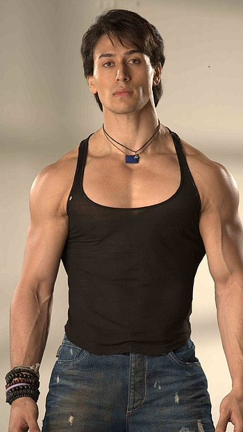 Tiger Shroff, Handsome Hero HD phone wallpaper