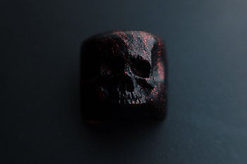 Dark, Statuette, Tinsel, Sequins, Figurine, Skull HD wallpaper