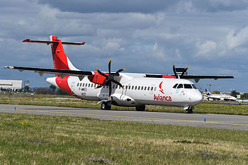 Aircraft propellers, Rotational direction, Aerodynamics principles, Mechanical engineering HD wallpaper