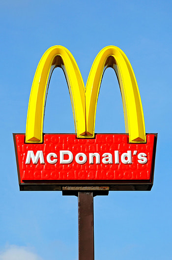Appetite-stimulating colors, Striking McDonald's patterns HD phone wallpaper