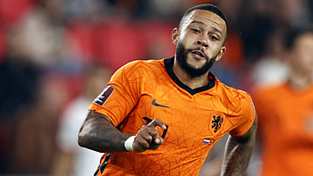 Memphis Depay, Goal against Montenegro, Short-range shot, Dutch national team HD wallpaper