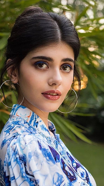 Sanjana Sanghi, Heroine, Sanjana Sanghi Bollywood HD phone wallpaper