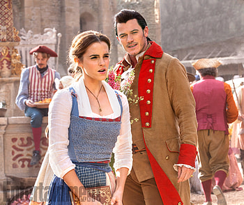 Critical review, Spectacle of emotions, Bombastic production, Melodramatic moments HD wallpaper
