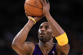 Kobe Bryant, Laptop , Sporting hero, Fans' delight HD wallpaper