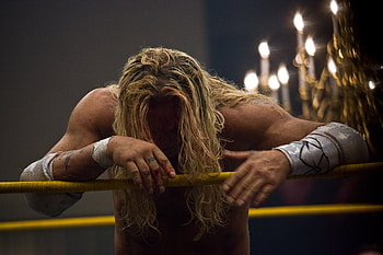 The Wrestler, Disintegration of American dream, Emotional downfall, Struggle for redemption HD wallpaper