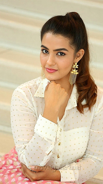 Kavya Thapar, Beautiful South, Heroine HD phone wallpaper